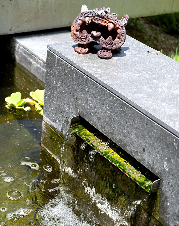 シーサーの置物